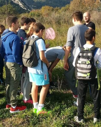 Group of students outside.
